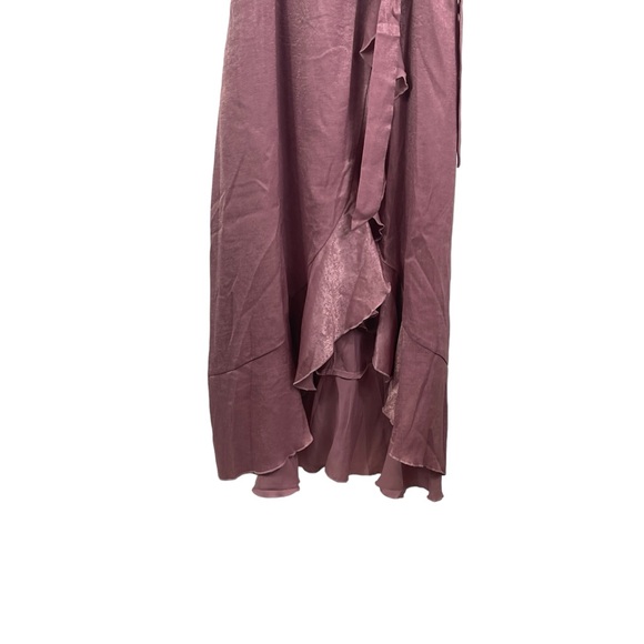 NWT Lulu's Large Wrapped Up in Love Satin Faux-Wrap Short Sleeve Midi Dress - Picture 7 of 15